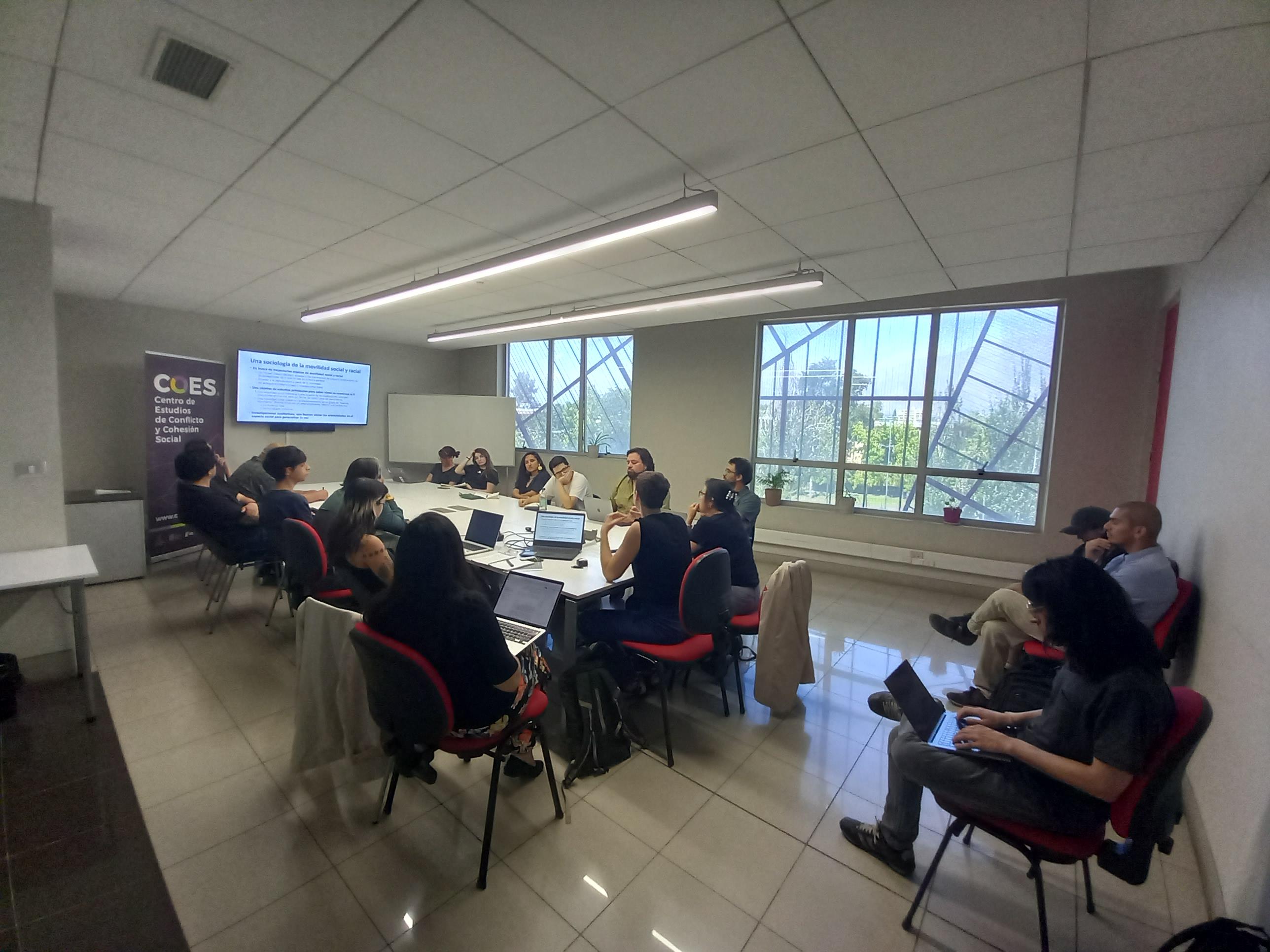 COES y FACSO U. de Chile realizaron seminario sobre el espacio social en Francia a 50 años de Bourdieu.