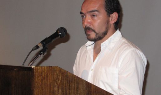  El Jefe de Carrera de Antropología, profesor Sergio Flores.