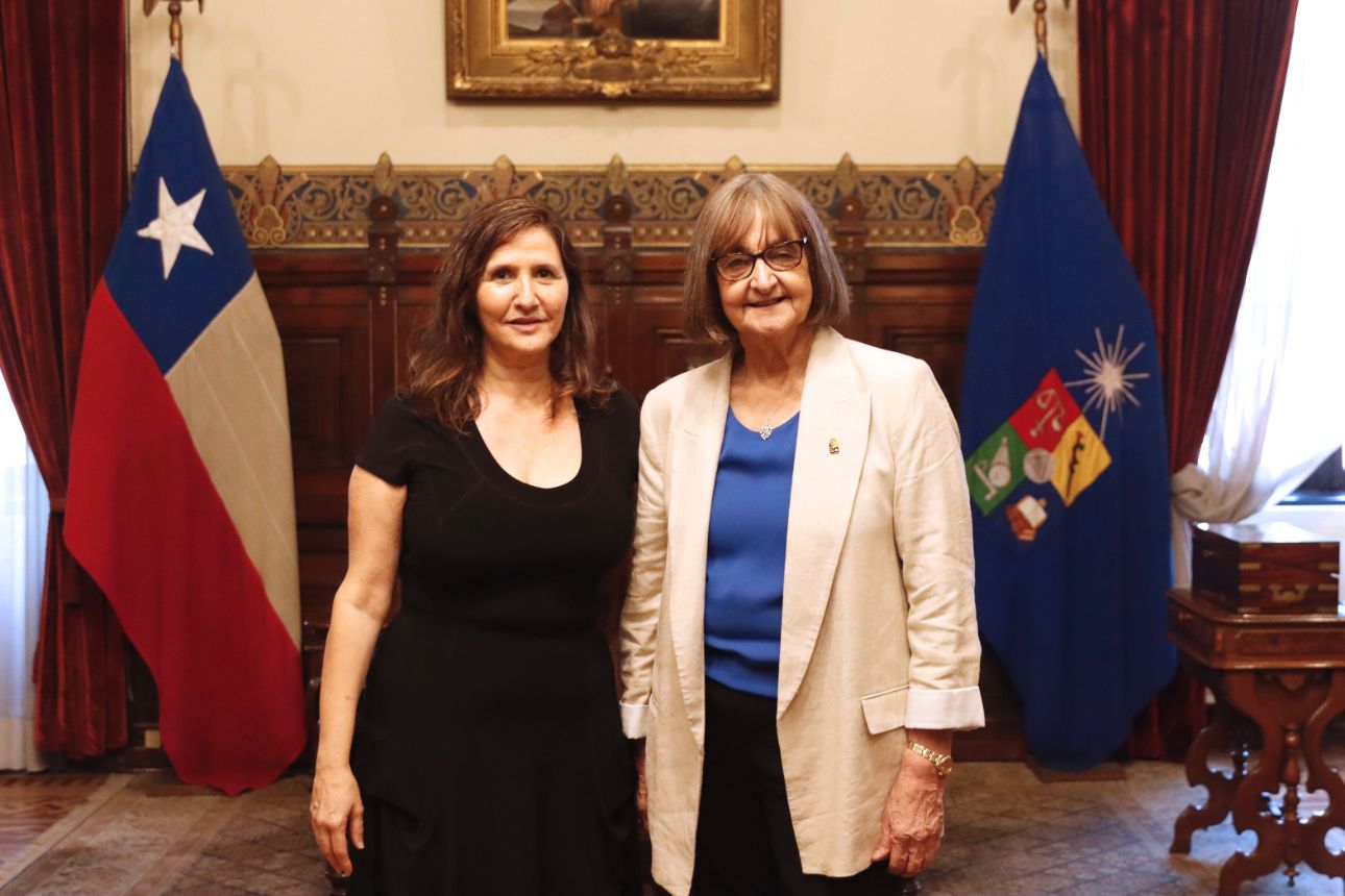 Académica Isabel Piper presenta candidatura a dirección de CLACSO con pleno respaldo de la U. de Chile