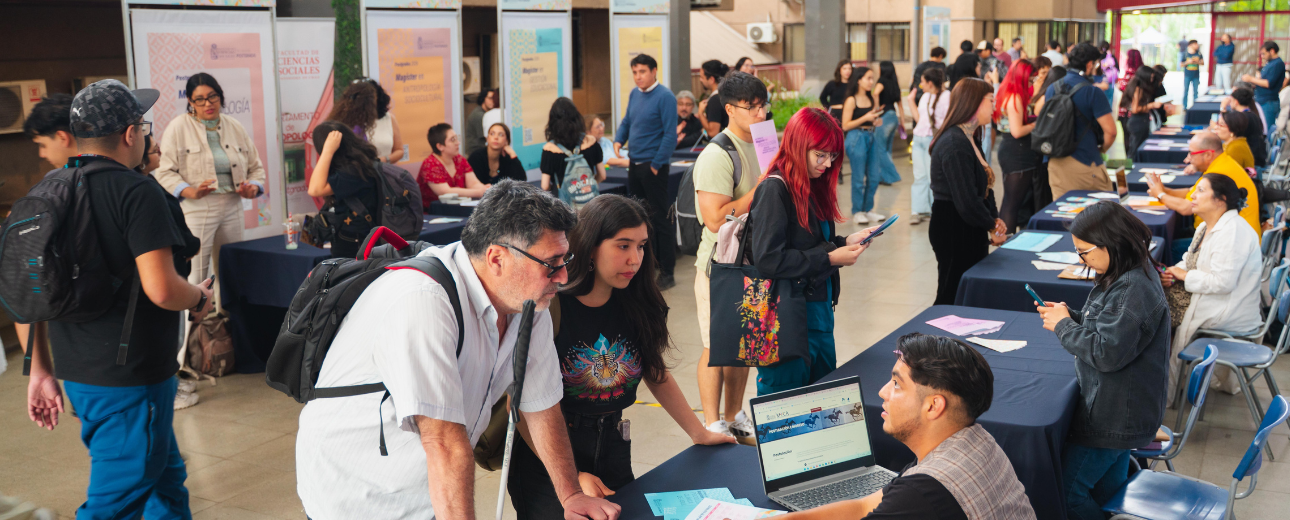 Facultad de Ciencias Sociales realizó una exitosa 3era feria de Postgrados