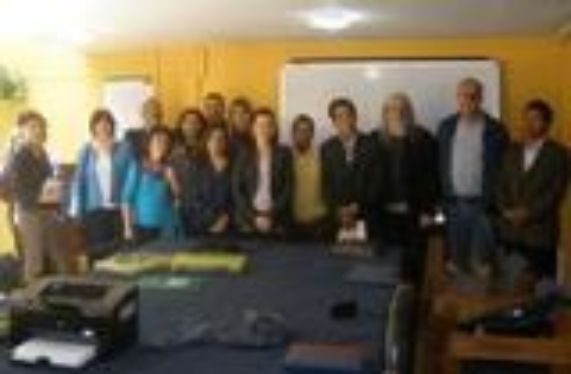 Académica participa en proceso de acreditación de doctorado boliviano