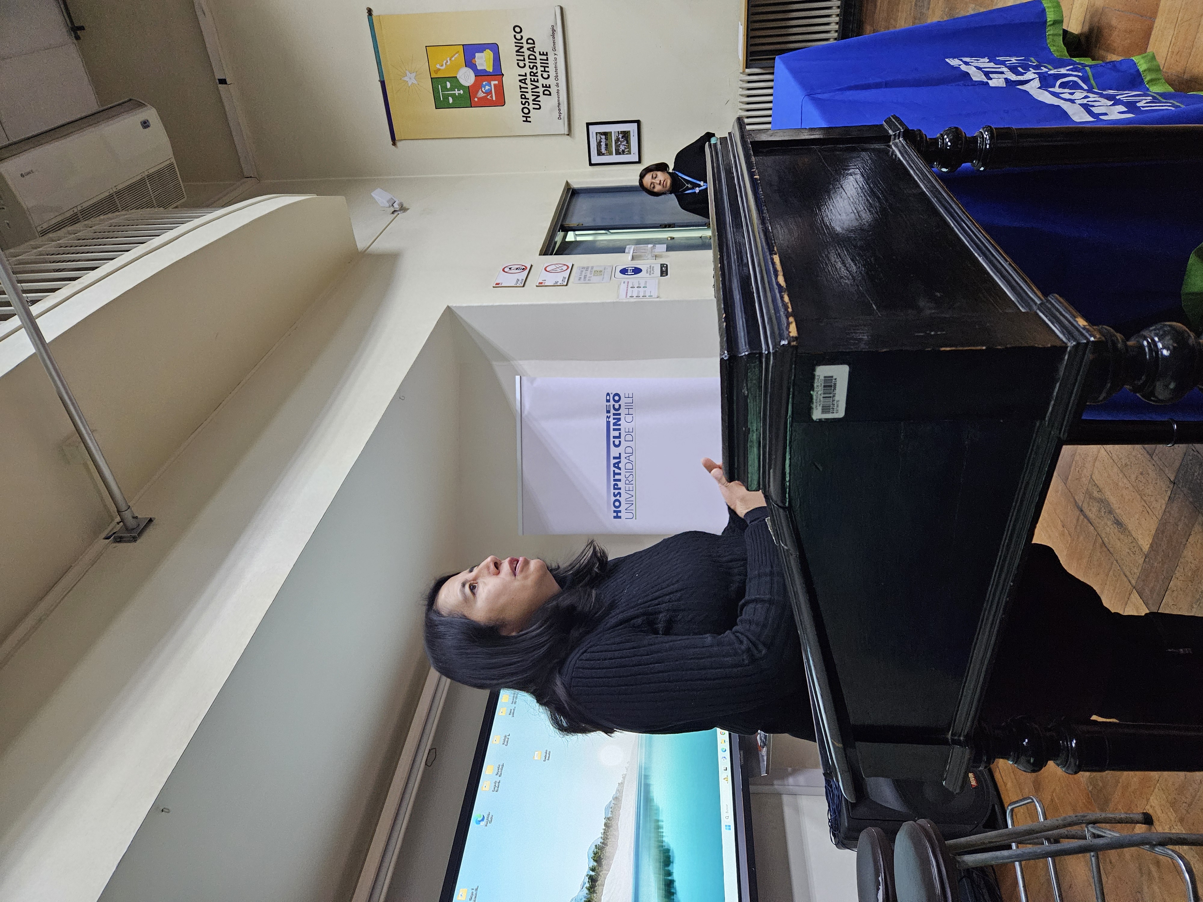 Directora académica de la Facultad de Ciencias Sociales de la casa de estudios, Antonieta Urquieta.